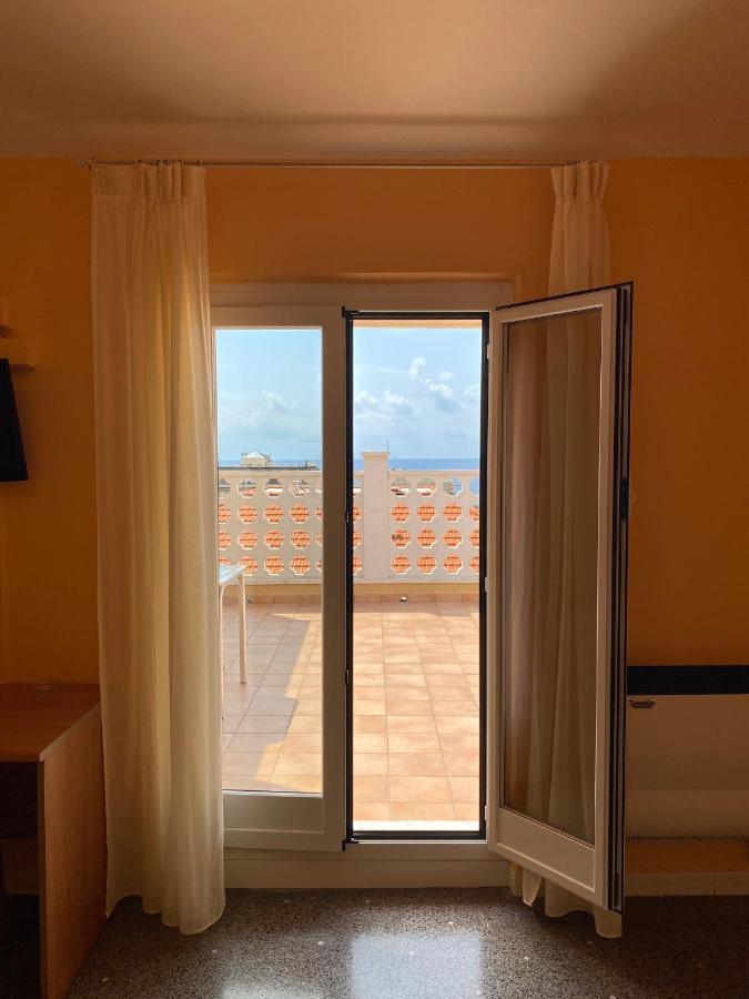 Hotel Ines Varazze Eksteriør bilde